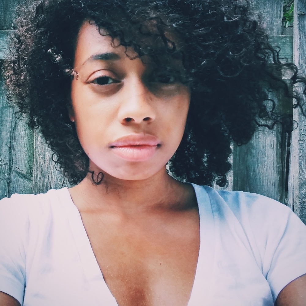 Meet your Posher, Brittney